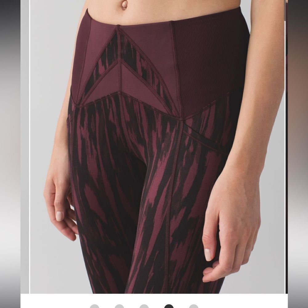 Lululemon Exquisite Cropped Leggings - Picture 3 of 13